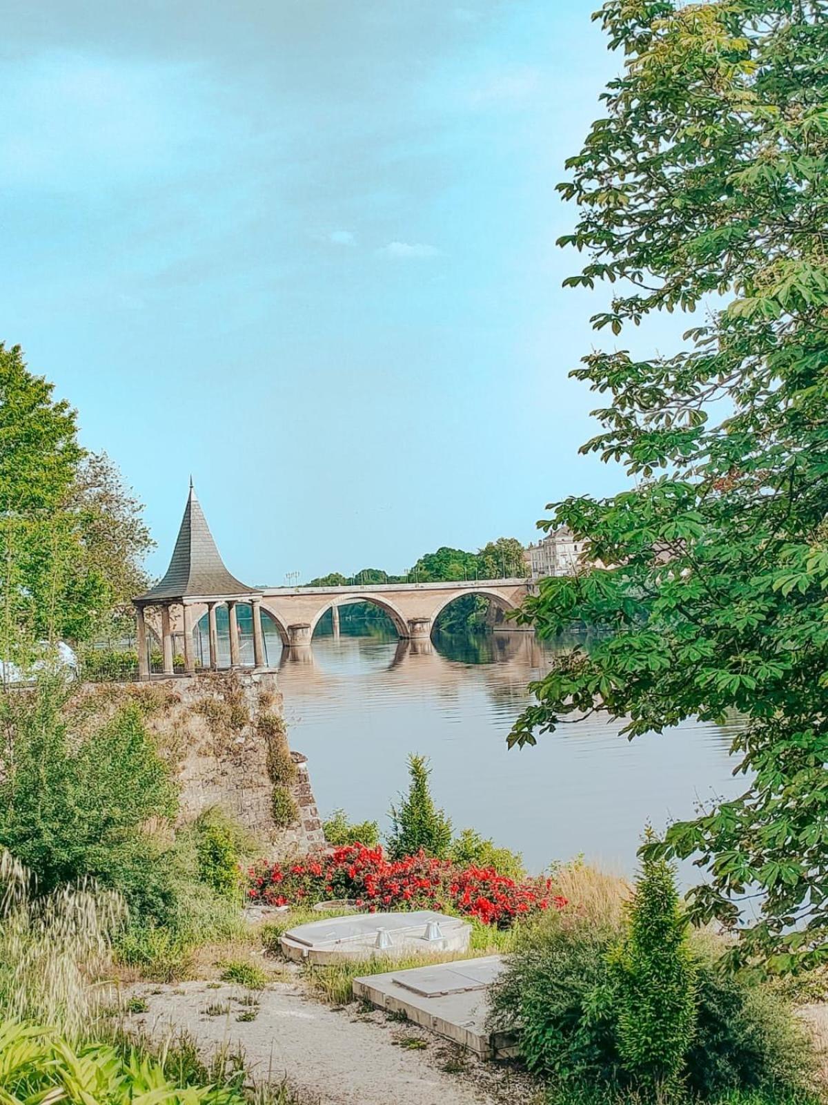 Appartement Le Vin Quatre à Bergerac Extérieur photo